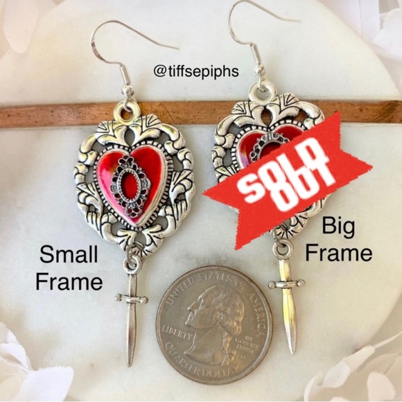 Snow White Inspired Red Heart Silver Frame & Dagger Dangly Earrings NWT - Picture 5 of 10